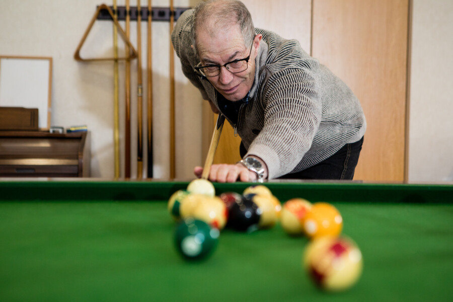 Pool table
