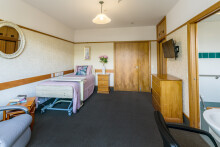 Uploads/PeaceHaven-1001-v4.jpg